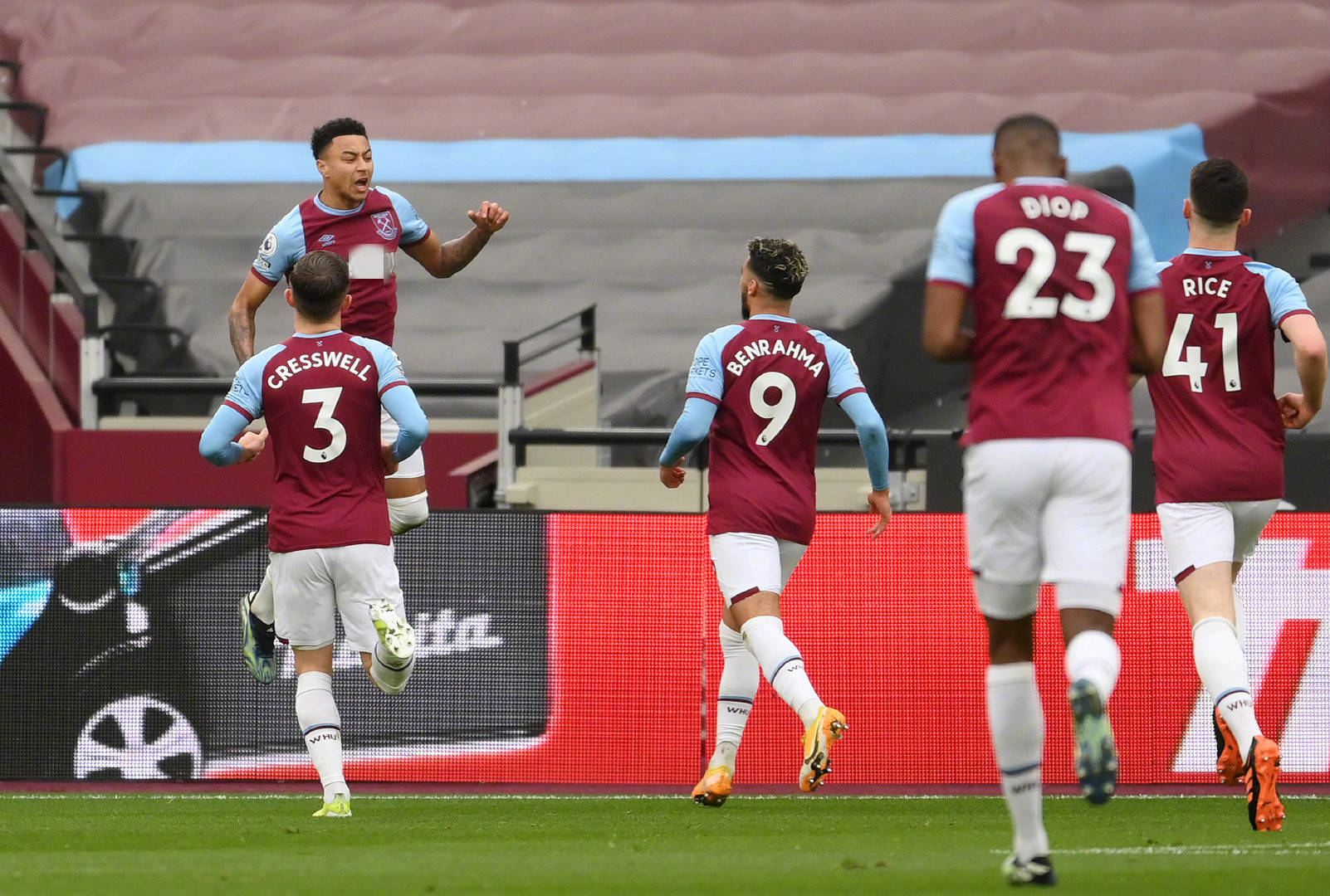 军即将客战 军即将客战